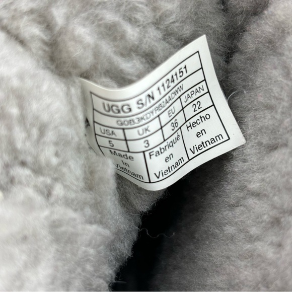 UGG BOW WINTER BOOTS SIZE 5 WOMAN - Picture 9 of 10